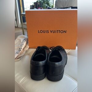 Louis Vuitton Men's Black Oxfords